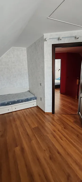 4-комнатный Дом