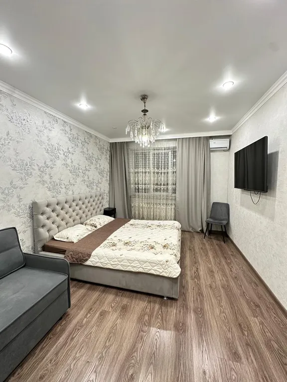 Уютная чистая квартира с видом на горы с удобным расположением