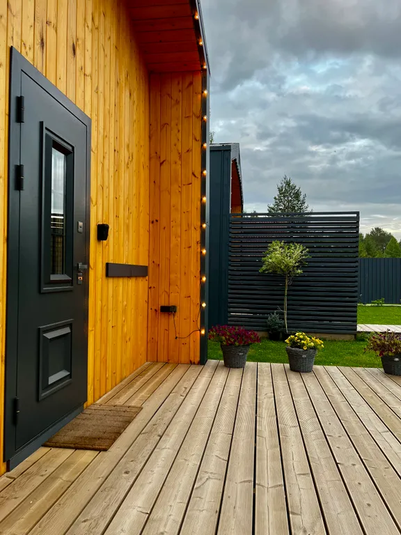 Коттедж Дом на берегу озера в Карелии — Чална