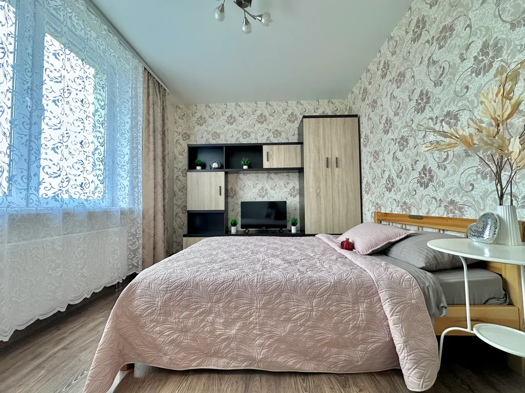 Светлая 1-комнатная квартира — аренда посуточно в Одинцово