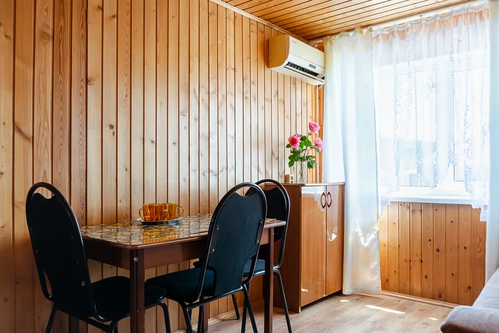 5 местный двухкомнатный номер с кухонной зоной, парковка в подарок