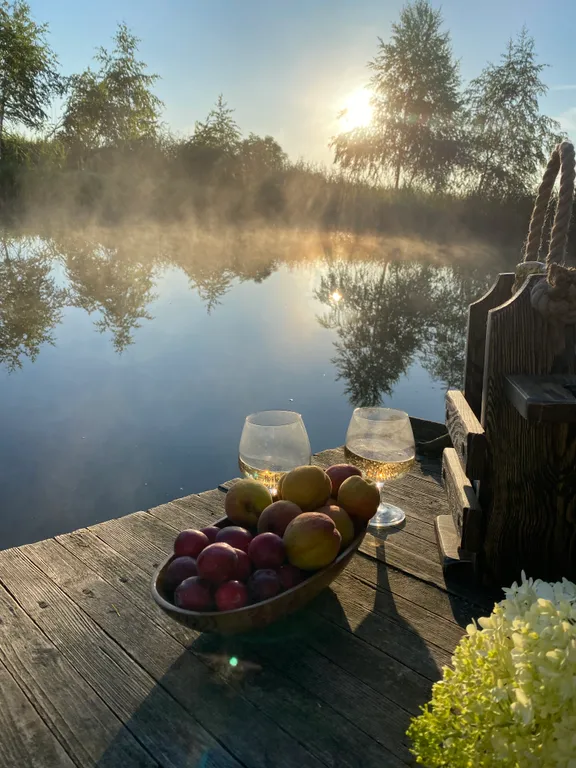 Тихое и комфортное место на берегу реки Лесная