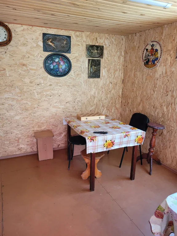 Домик на озере Шира