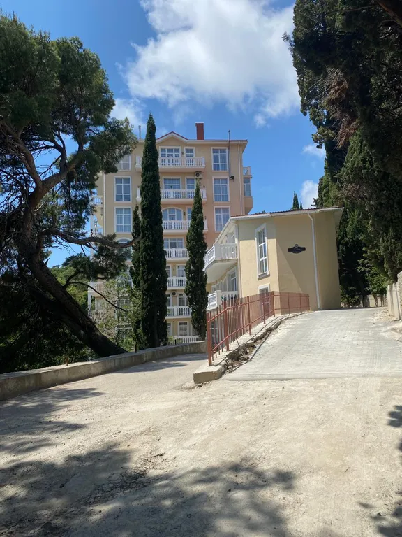 Шикарная современная студия на берегу моря