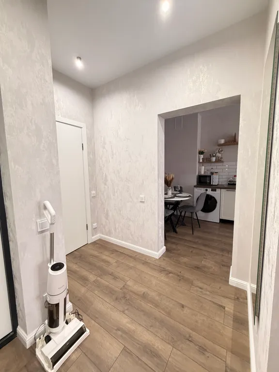 Новая однокомнатная современная квартира с видимо на город и реку