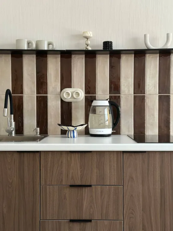 Стильная квартира в доме у озера