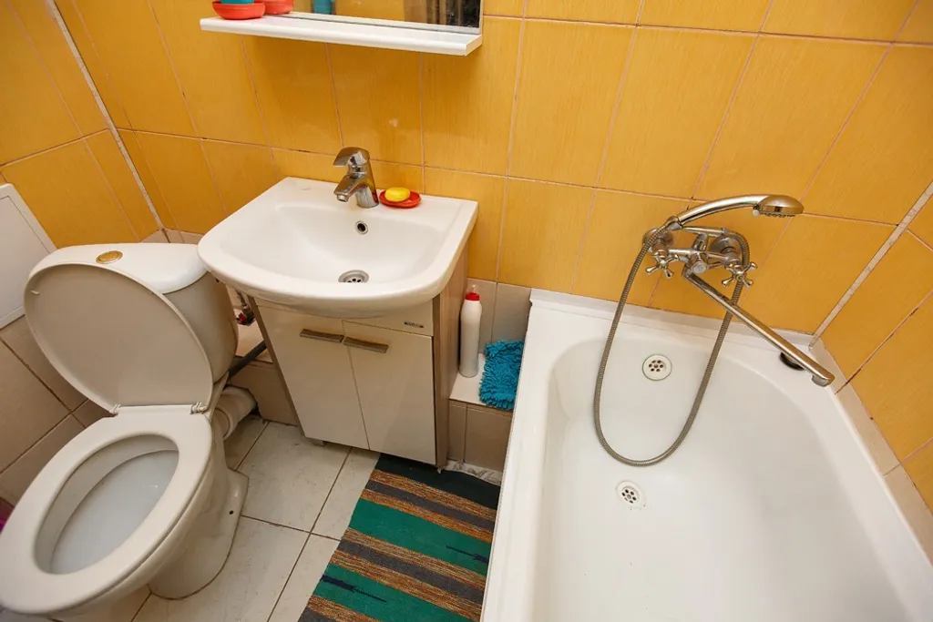 Квартира в 5 минутах пешком от центра нейрохирургии и областной больницы