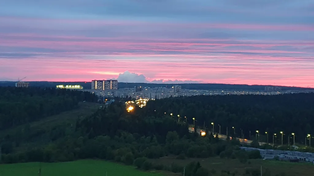 Просторная квартира с видом на закат