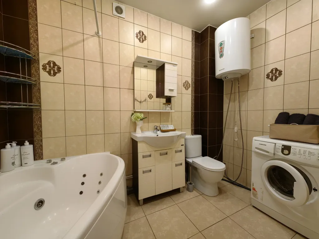 Удобное расположение: 1-комнатная квартира  у Севмаша