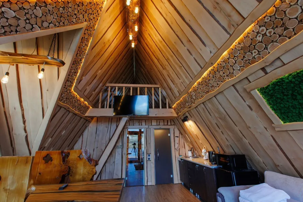 Коттедж Дом с баней и чаном с видом на озеро — Лабинск