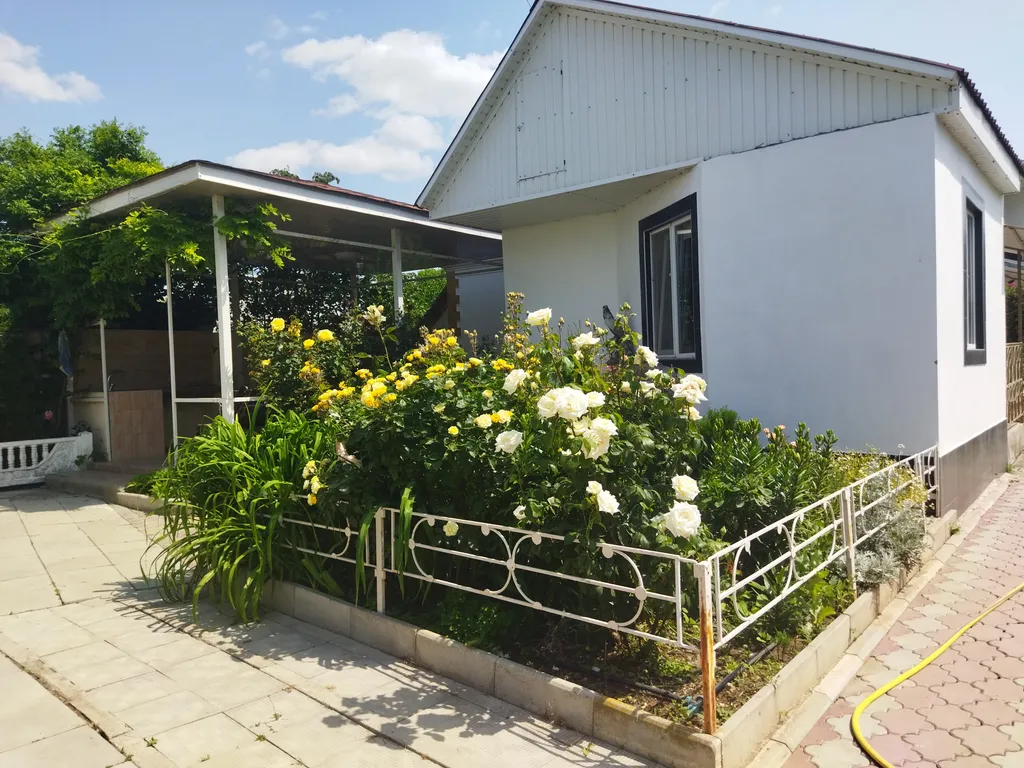 Коттедж Домик на море — аренда посуточно в Приморский