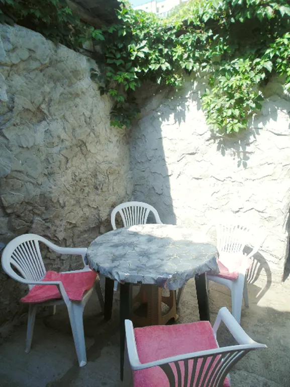 Квартирой в 4 минутах пешком от набережной терешковой