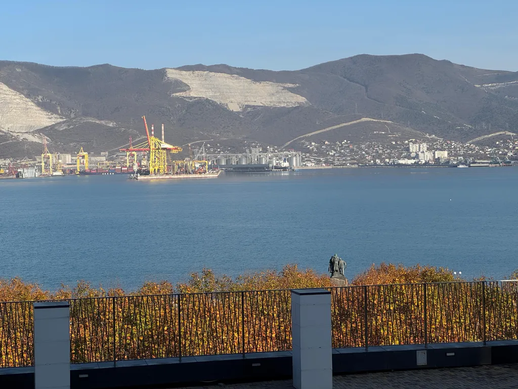 Квартира Уютная квартира на первой линии — Новороссийск