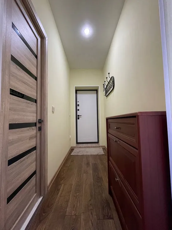 Квартира Трёхкомнатная квартира на первой линии у моря — Сухум