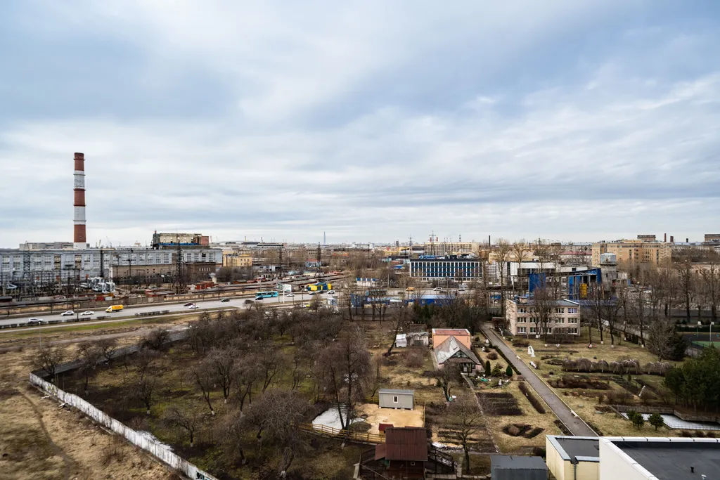Апартаменты с бесконтактным заселением и умной колонкой Алисой у метро