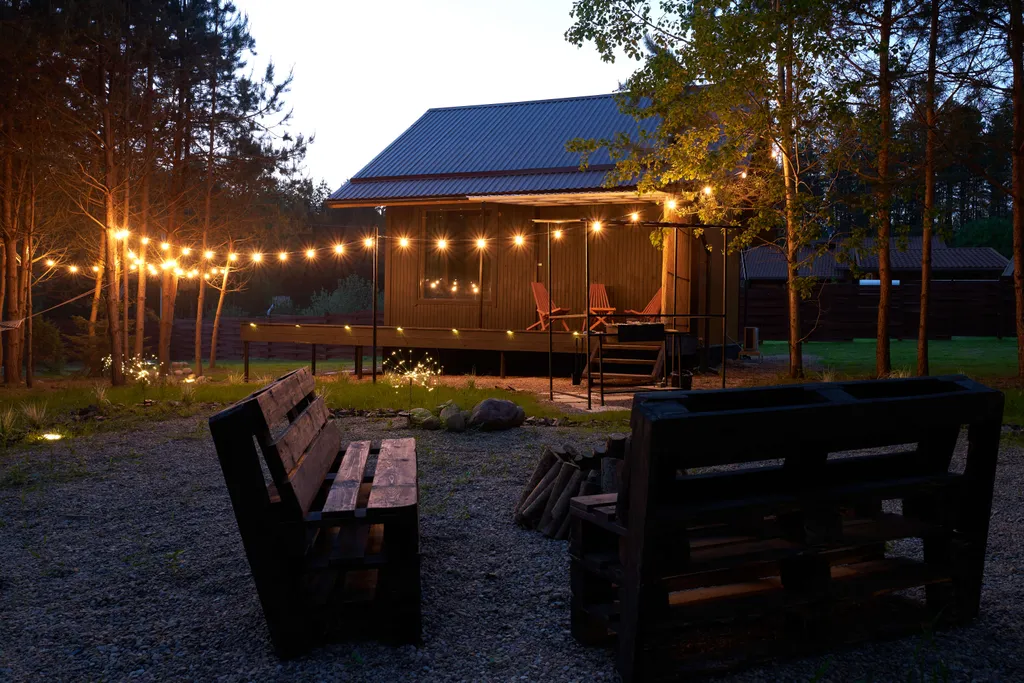 Дом в лесу: баня, купель, проектор, камин, озеро, велосипеды