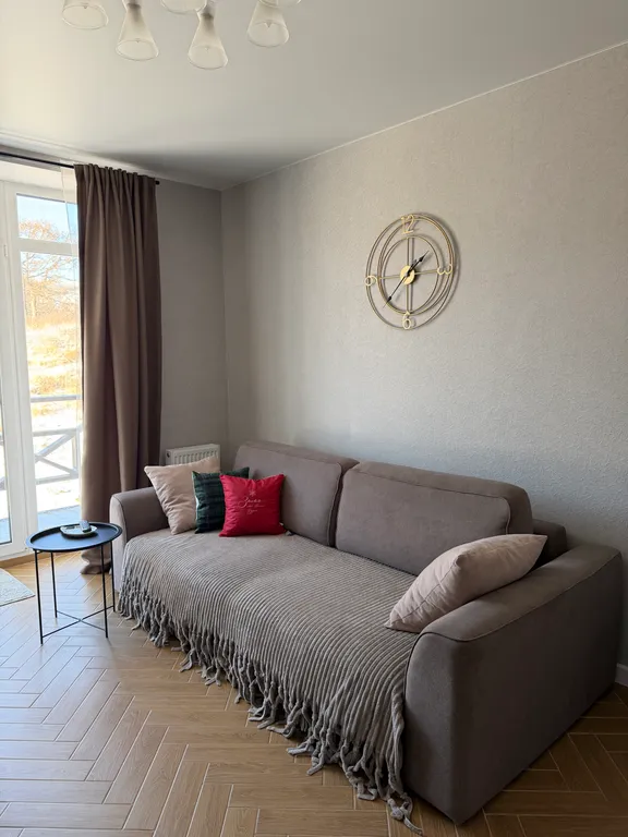 Новый таунхаус с шикарным видом на горнолыжный склон и лес