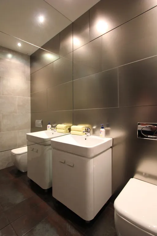 Метро Апартамент