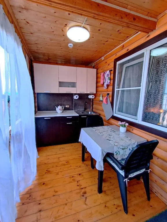 Дом у моря с теплым бассейном и сап бордами