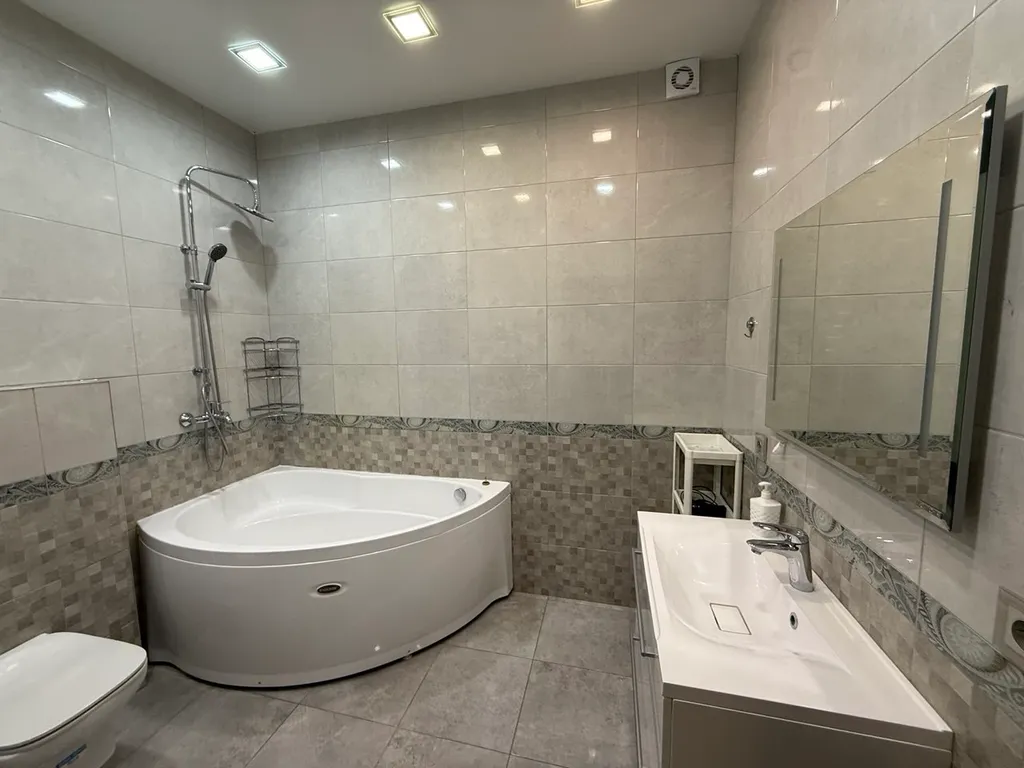 Двухкомнатные апартаменты на Гостином дворе