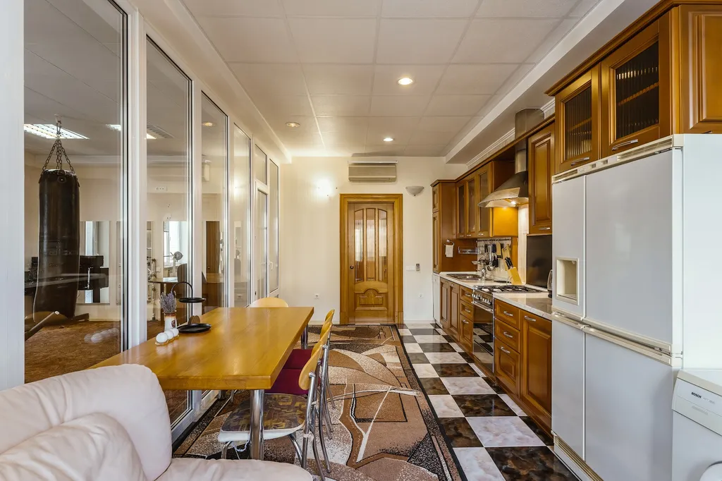 5-ти комнатная Квартира «Бельведер» в Центре Ялты,рядом с рынком