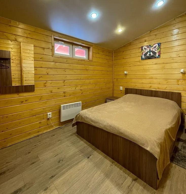 Коттедж с баней и бассейном