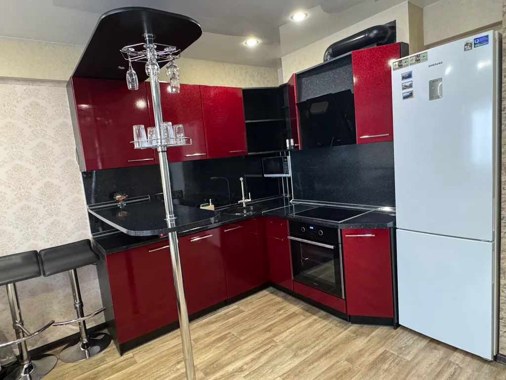 Квартира Комфортная, уютная квартира у ТЦ Смайл молл — Иркутск