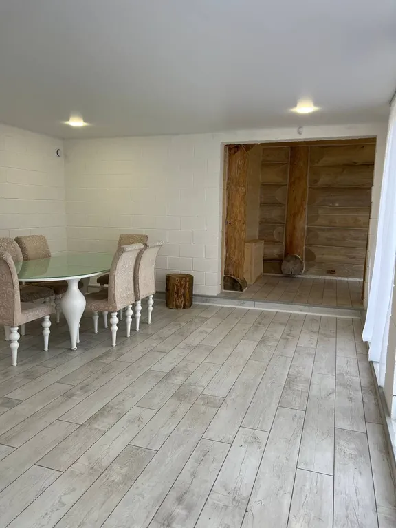 Уютный дом недалеко от города