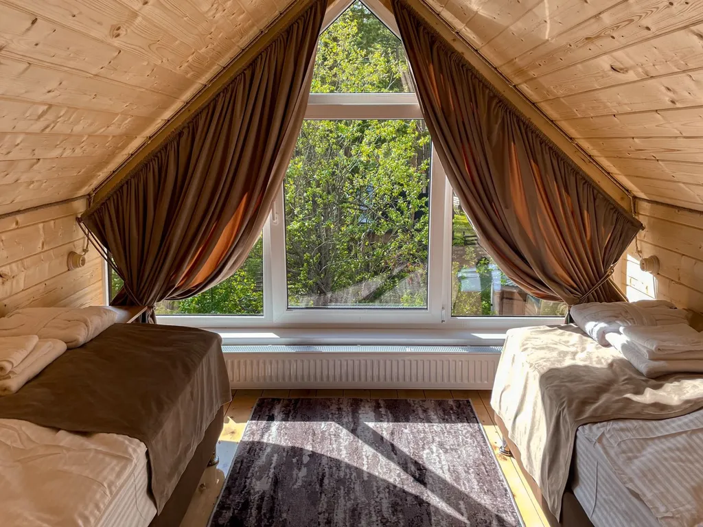 Коттедж посреди заповедного леса вблизи Эльбруса