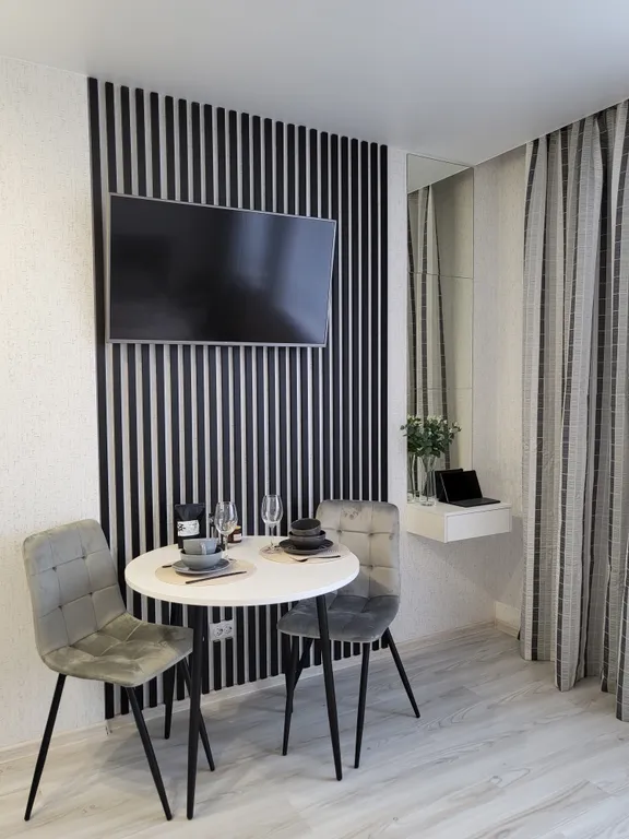 Light studio светлая, стильная студия с видом на лес и закат