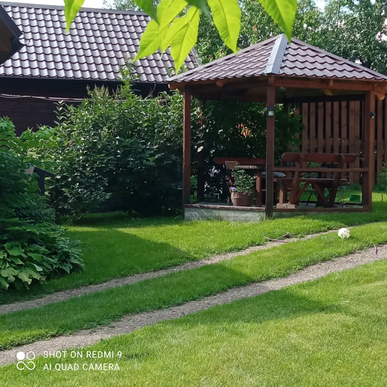 Дом на берегу реки чемал