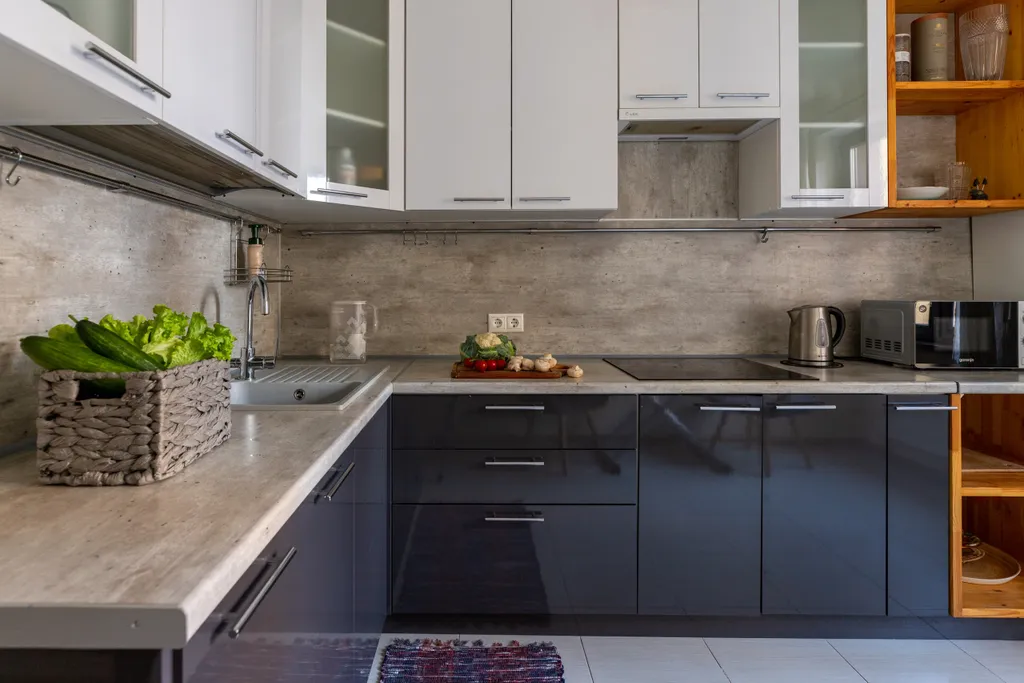 Двухкомнатная квартира с подиумами