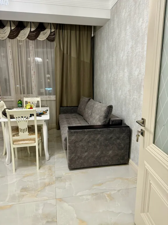 Светлая и уютная квартира с новым ремонтом в центре города