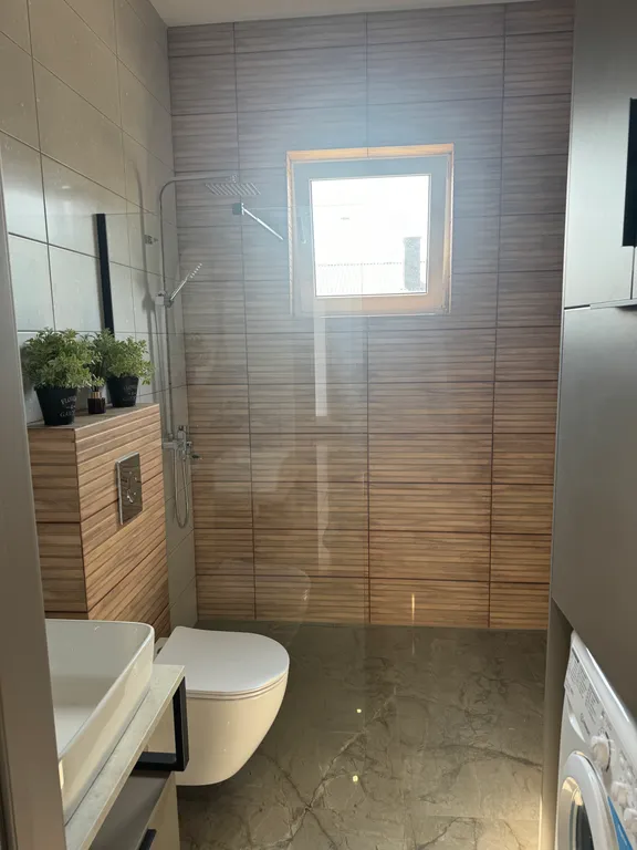 Дом с бассейном