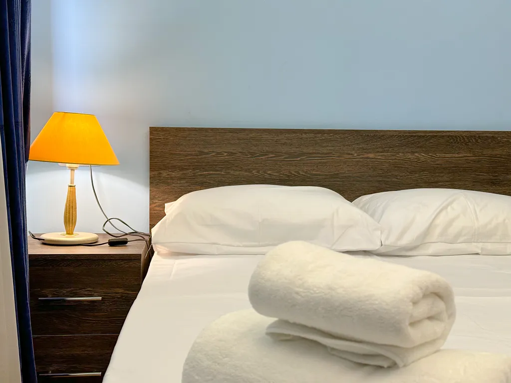 В центре под рукой все событие