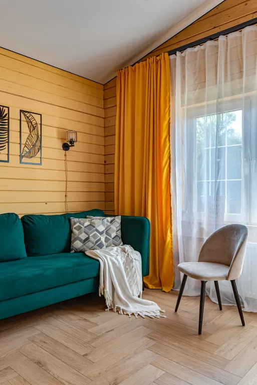 Просторный дом недалеко от озера