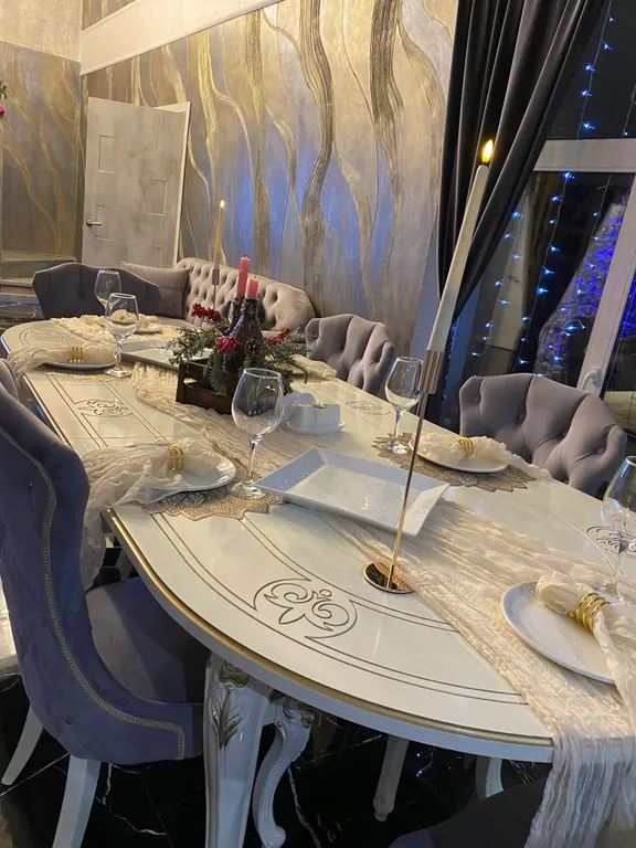 Шикарный и просторный двух этажный коттедж со вторым светом и баней