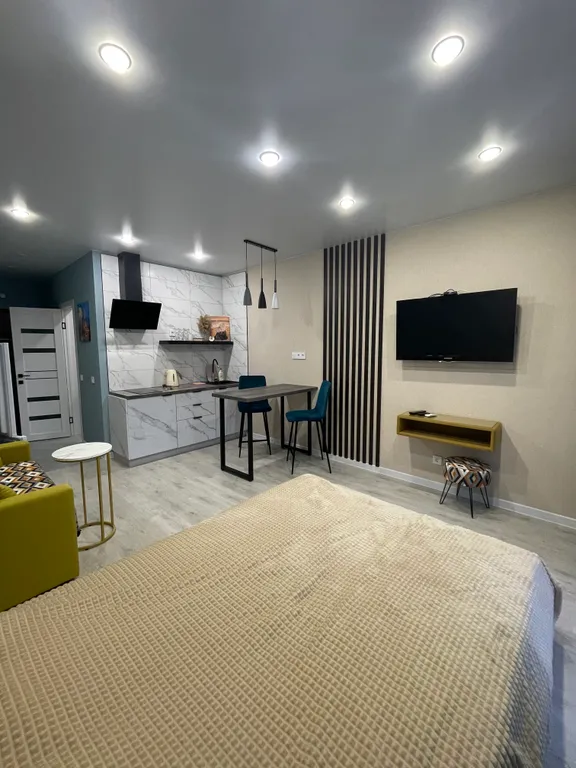 Квартира Студия с дизайнерским ремонтом и красивым видом на горы — Адлер