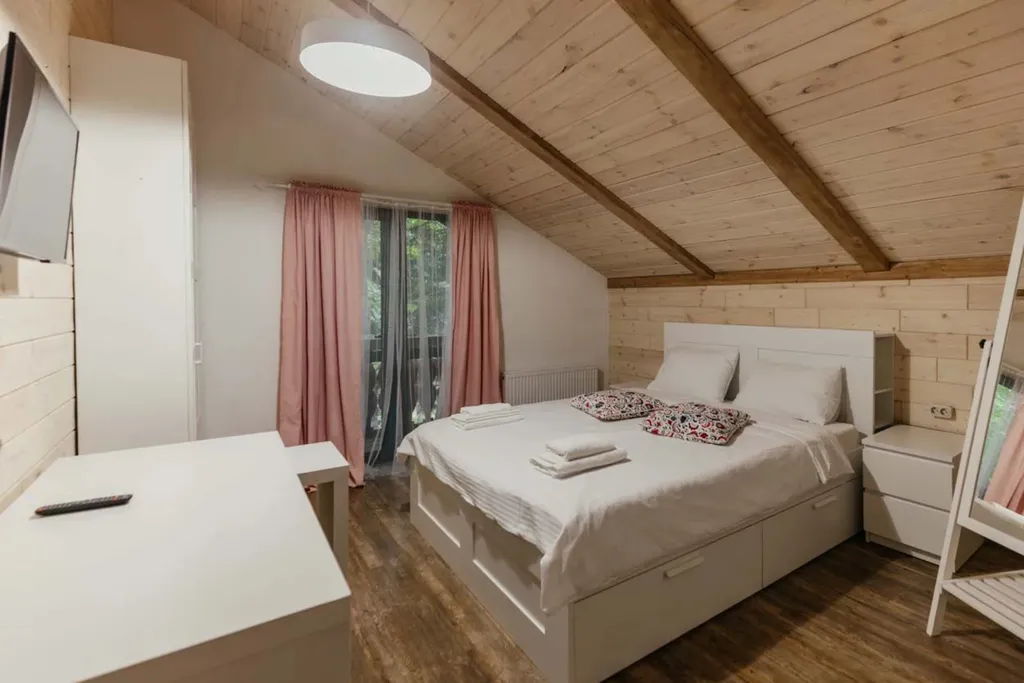 4-комнатный Дом