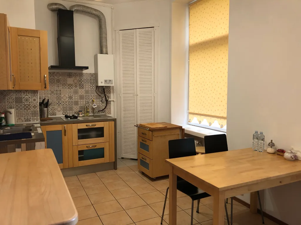 Квартира с эркером и видом на парк Эспланада