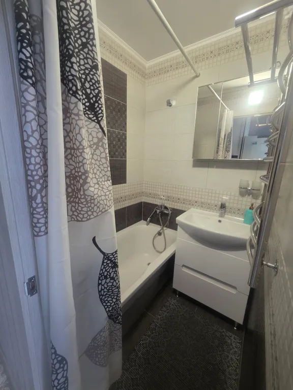 Светлая 3-комнатная квартира на гребном канале