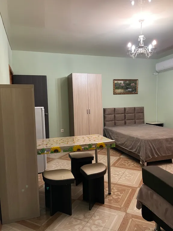 Квартира Двухкомнатный номер — аренда посуточно в Небуг