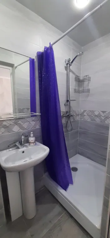 Уютная квартира-студия в тихом районе, рядом бювет с минеральной водой