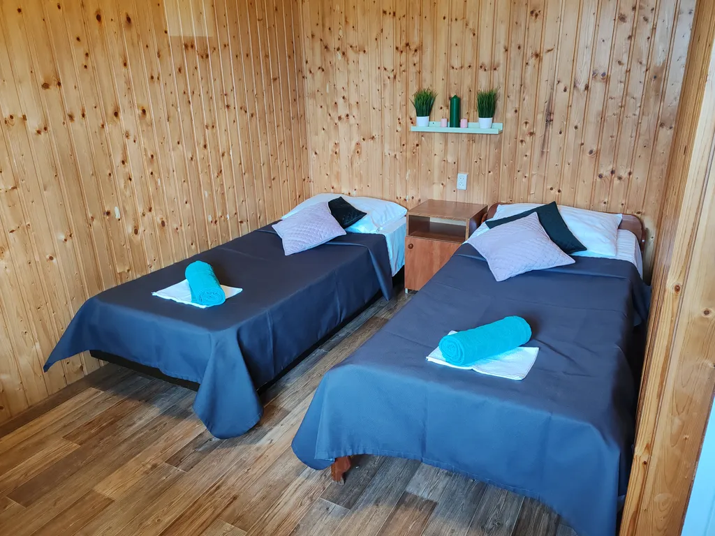 Коттедж Уютный дом в 300 метрах от моря для большой семьи или компании друзей — Нижняя Хобза