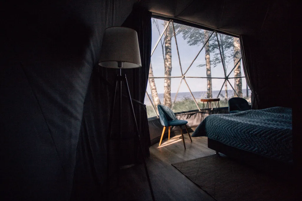 Сфера Classic с видом на море