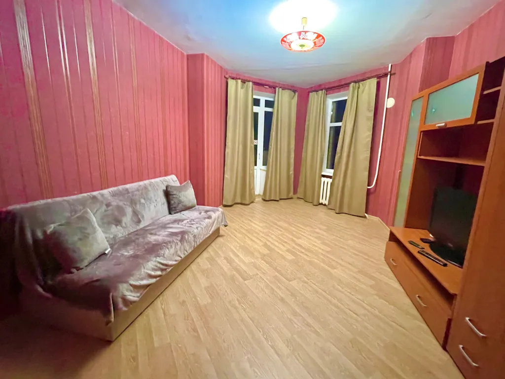 Двушка с шикарным видом на город в хорошем районе