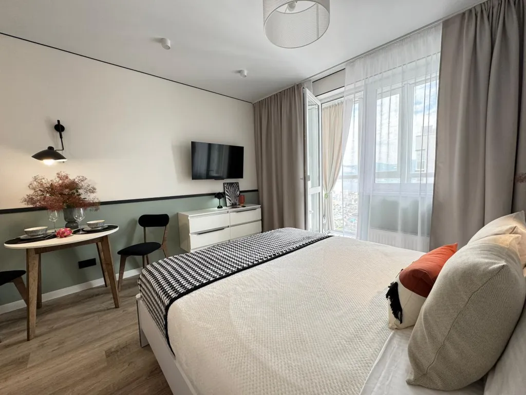 Дизайнерская квартира с видом на море