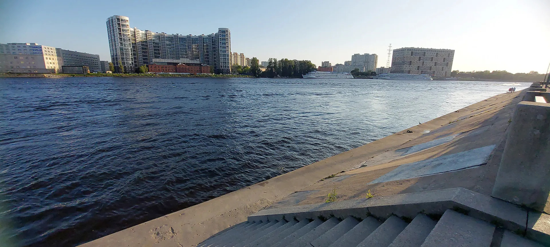 Спуск к воде