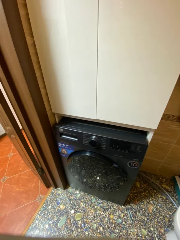 Апартаменты возле МНТК Федорова