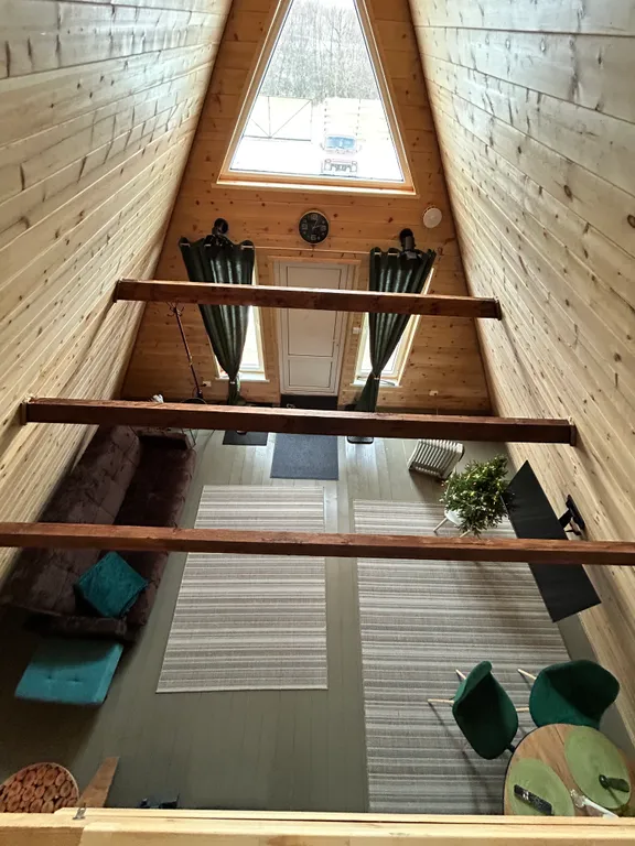 Афрейм Выходной-и-точка